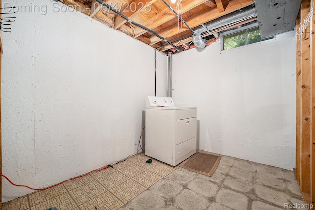 35638 Stillmeadow Ln, Clinton Township, MI 48035 - laundry area featuring washer / clothes dryer