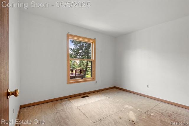 2343 Heritage Pointe Dr Unit 29, Sterling Heights, MI 48314 - empty room featuring baseboards