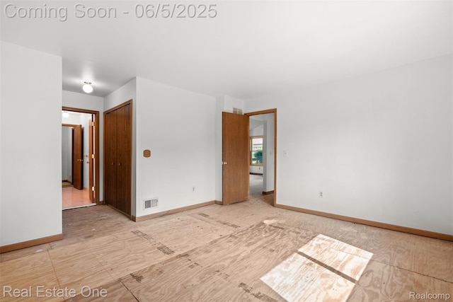 2343 Heritage Pointe Dr Unit 29, Sterling Heights, MI 48314 - unfurnished room featuring baseboards