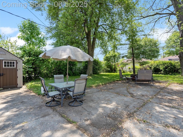 29213 Joan St, Saint Clair Shores, MI 48081 - view of patio with outdoor dining area
