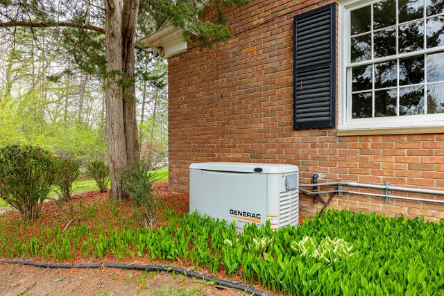 1060 Chestnut St, Ann Arbor, MI 48104 - exterior view of a power unit and brick siding
