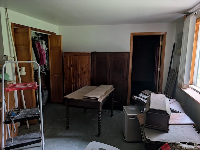 150 University Dr, Howell, MI 48843 - office space with concrete flooring