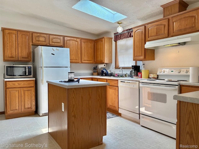 514 Tawas St, Tawas, MI 48730 - photo 5