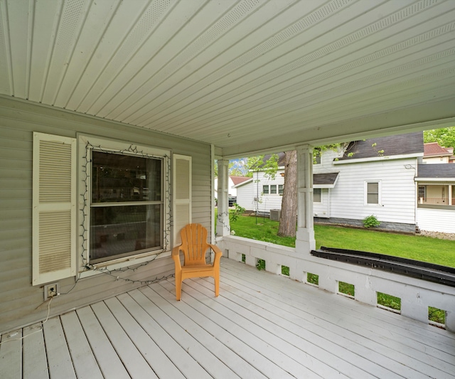 405 E Saginaw St, Saint Louis, MI 48880 - view of porch
