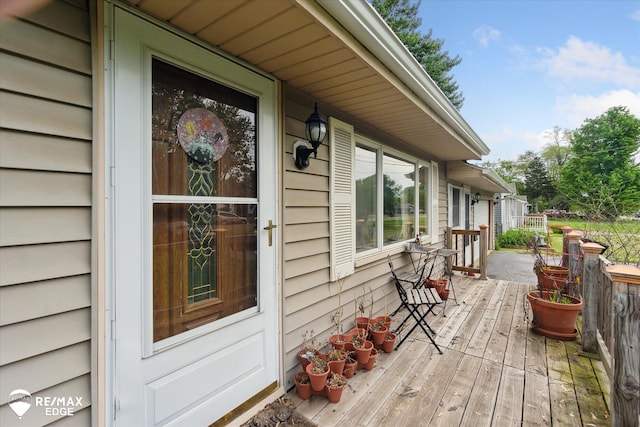 7131 Houghton Dr, Davison, MI 48423 - view of wooden terrace