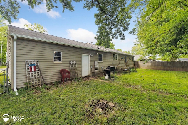 7131 Houghton Dr, Davison, MI 48423 - view of back of property