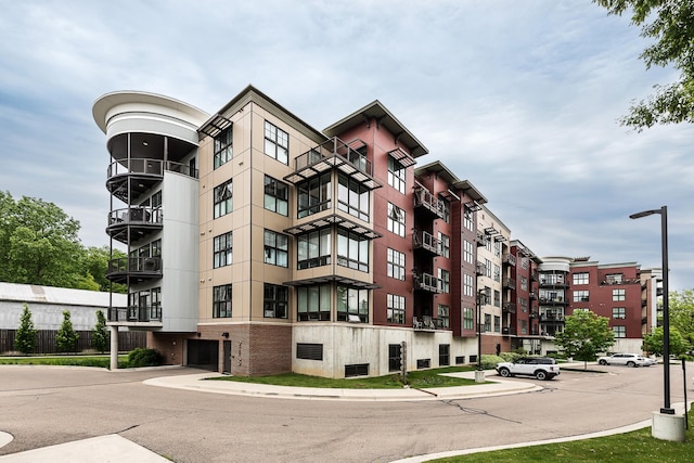 218 W Kingsley St Unit 507, Ann Arbor, MI 48103 - view of apartment building / complex