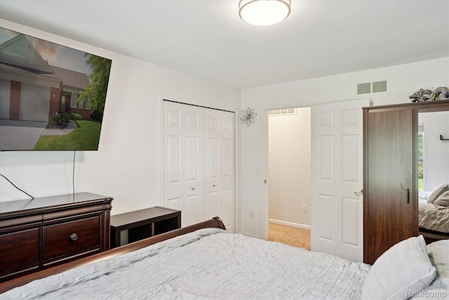 43687 Christopher Ct, Canton, MI 48188 - bedroom featuring carpet floors, a closet, and baseboards