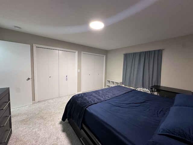 335 Nestlewood Dr, Holland, MI 49424 - carpeted bedroom with multiple closets