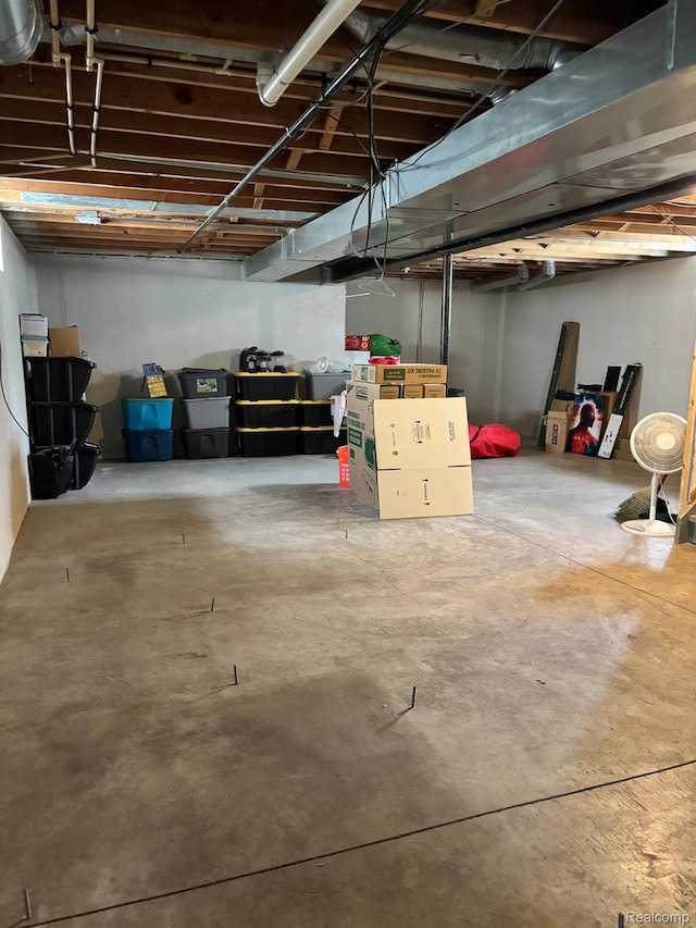 15803 Tireman St, Detroit, MI 48228 - view of unfinished below grade area