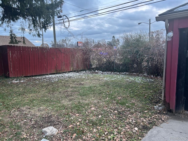 18815 Lancashire St, Detroit, MI 48223 - view of yard