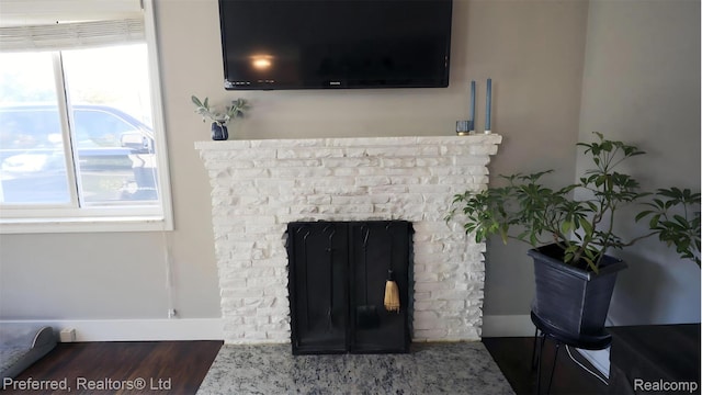 8483 Harding, Center Line, MI 48015 - detailed view of a brick fireplace