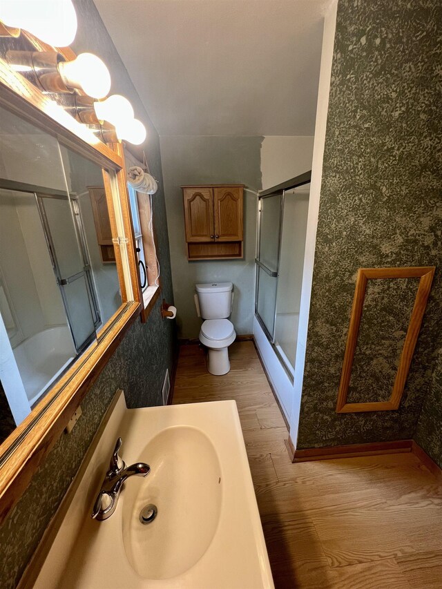 823 Pine Ave, Alma, MI 48801