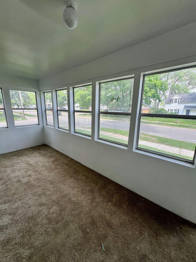823 Pine Ave, Alma, MI 48801