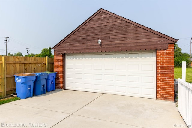 20811 Doepfer Rd, Warren, MI 48091 - view of detached garage