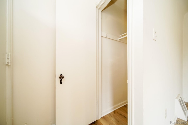 15400 Sprenger Ave, Eastpointe, MI 48021 - view of closet