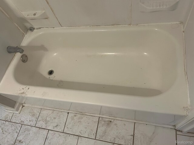 70 Colorado St, Highland Park, MI 48203 - bathroom view of a bath