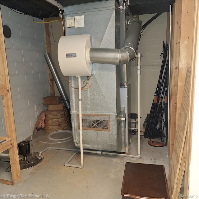 3827 Woodland Dr, Metamora, MI 48455 - view of utility room