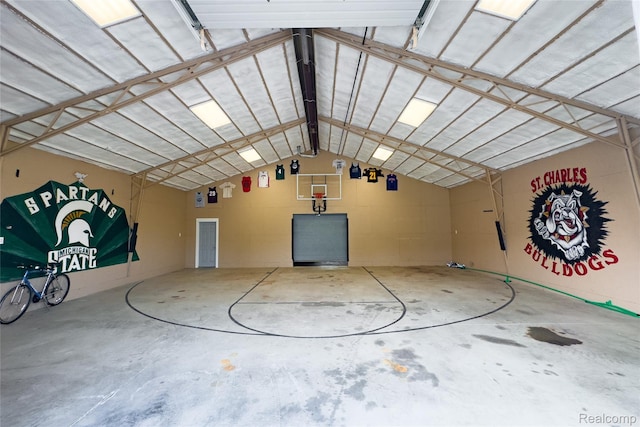 6312 S Graham Rd, Saint Charles, MI 48655 - view of sport court