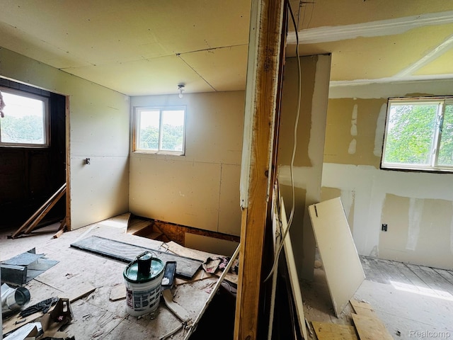 9617 Portage Trl, White Lake, MI 48386 - view of empty room
