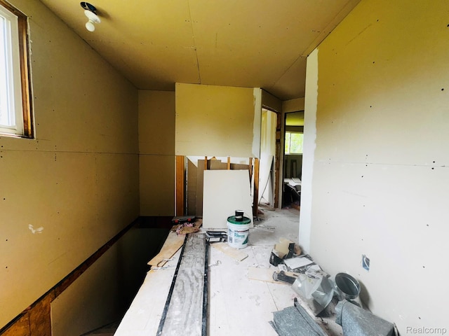 9617 Portage Trl, White Lake, MI 48386 - view of empty room