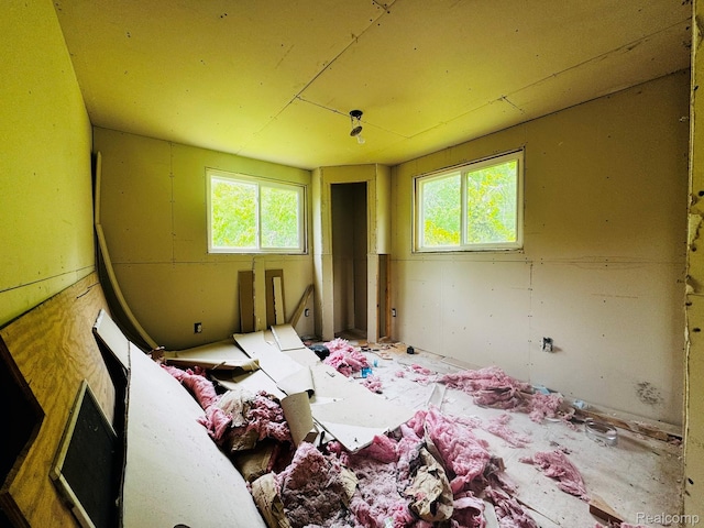 9617 Portage Trl, White Lake, MI 48386 - view of bedroom