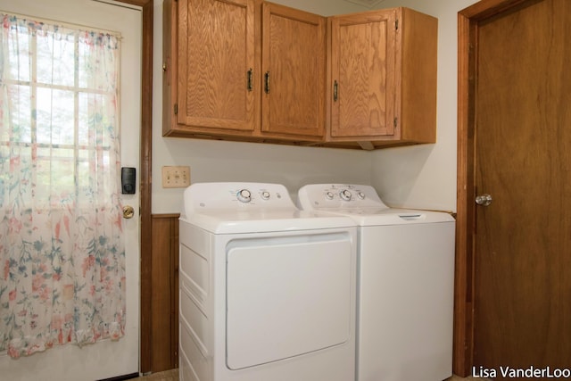 1819 Willis Ave NW, Grand Rapids, MI 49504 - washroom featuring washing machine and dryer and cabinet space