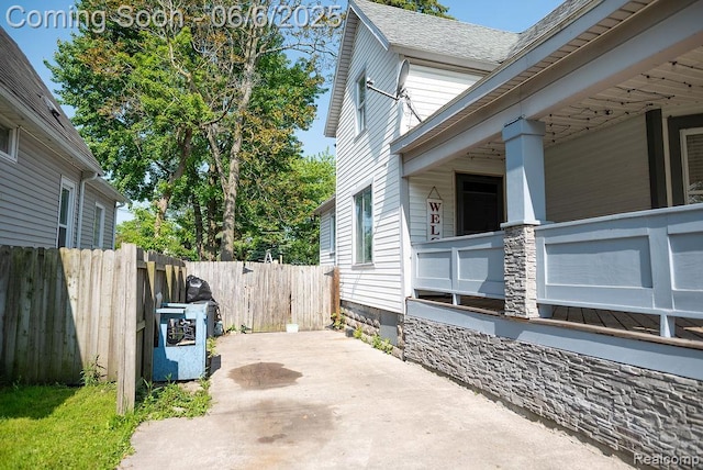 923 Stone St, Port Huron, MI 48060 - view of property exterior