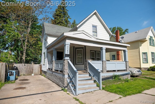 923 Stone St, Port Huron, MI 48060 - view of front facade with covered porch