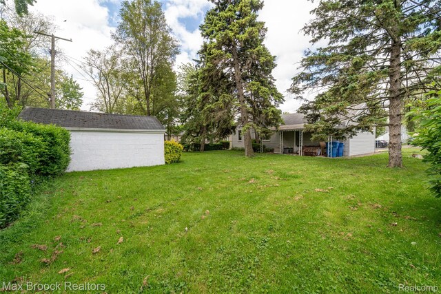 22844 Heussner Ave, Warren, MI 48089 - photo 25