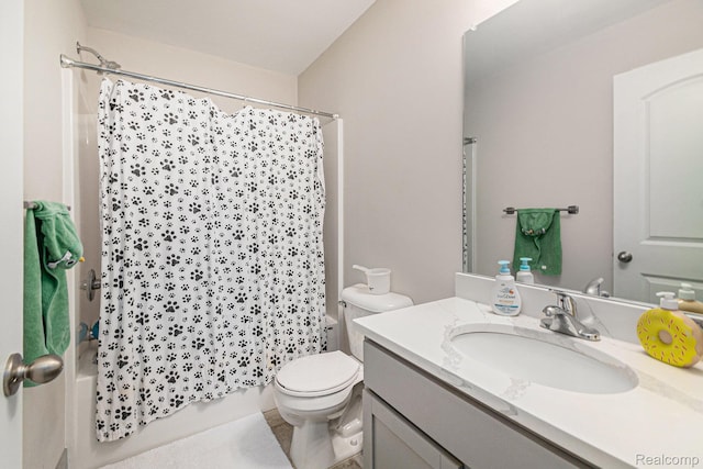 816 Nelsons Ridge Dr, Howell, MI 48843 - full bath with vanity, shower / bath combination with curtain, and toilet