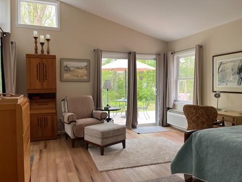 730 Francis St, South Haven, MI 49090