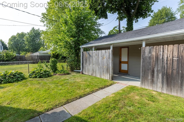 343 Beaupre Ave, Grosse Pointe Farms, MI 48236 - view of yard