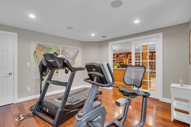 10575 Darrel Dr, Hanover, MI 49241 - workout room with wood finished floors, recessed lighting, and baseboards