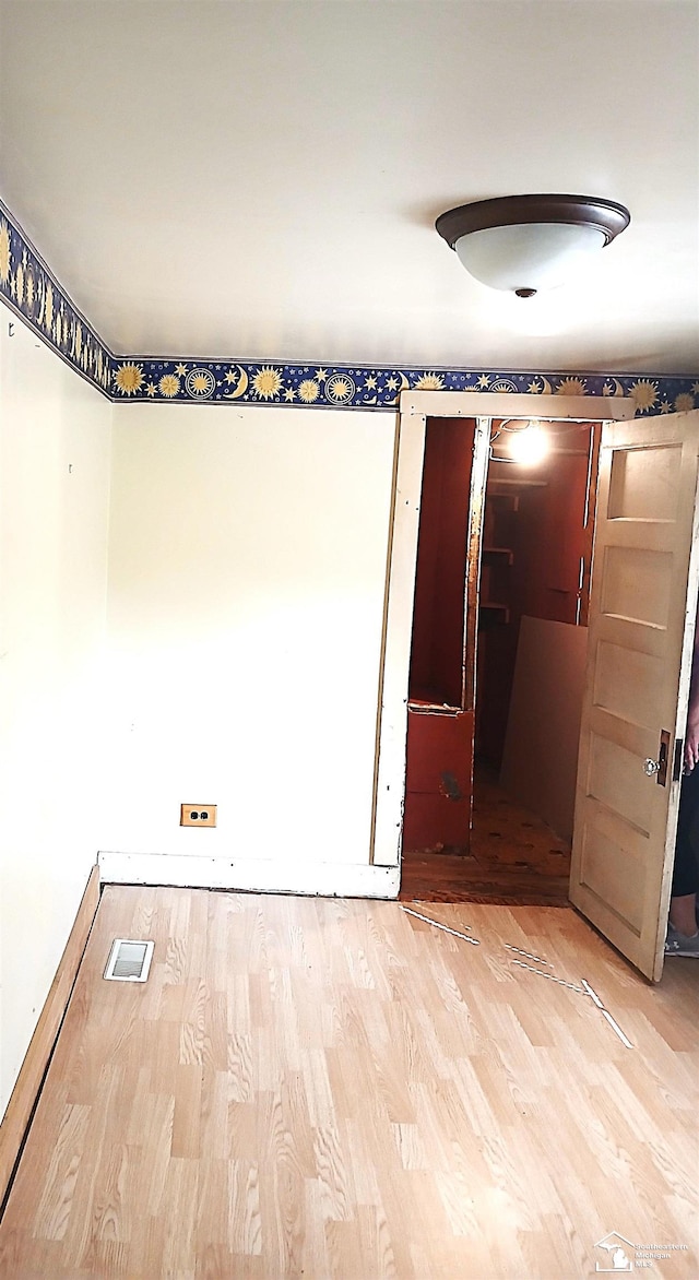 15330 Dayton Rd, Monroe, MI 48161 - unfurnished room with wood finished floors