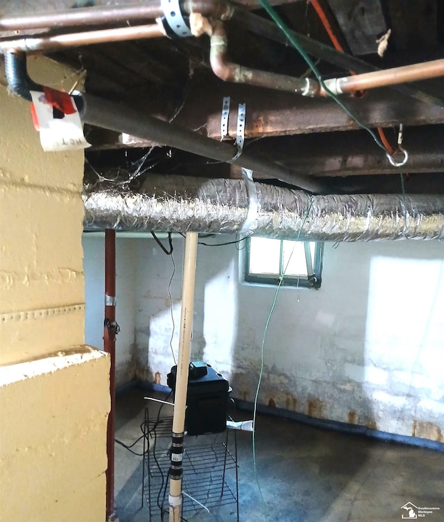 15330 Dayton Rd, Monroe, MI 48161 - below grade area with crawl space