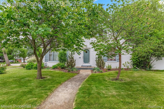 2205 Glenwood St, Trenton, MI 48183 - photo 1