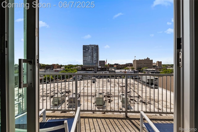 100 W 5th St Unit 504, Royal Oak, MI 48067 - balcony with a view of city
