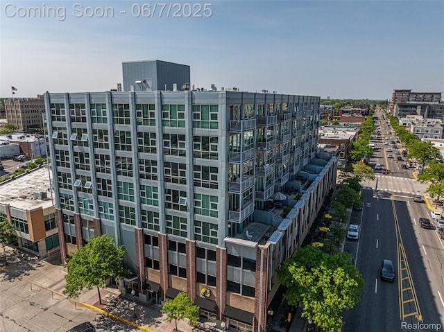 100 W 5th St Unit 504, Royal Oak, MI 48067 - view of apartment building / complex featuring a city view
