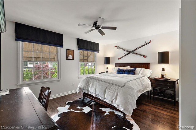 364 Chesterfield Ave, Birmingham, MI 48009 - bedroom featuring dark wood-type flooring, baseboards, and a ceiling fan