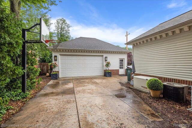 364 Chesterfield Ave, Birmingham, MI 48009 - detached garage featuring central air condition unit
