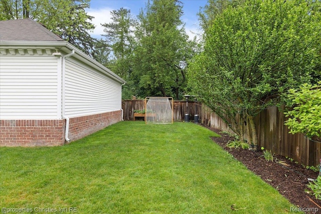 364 Chesterfield Ave, Birmingham, MI 48009 - view of yard