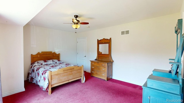 71 Grandview Cir, White Lake, MI 48386 - bedroom featuring carpet flooring, a ceiling fan, and baseboards