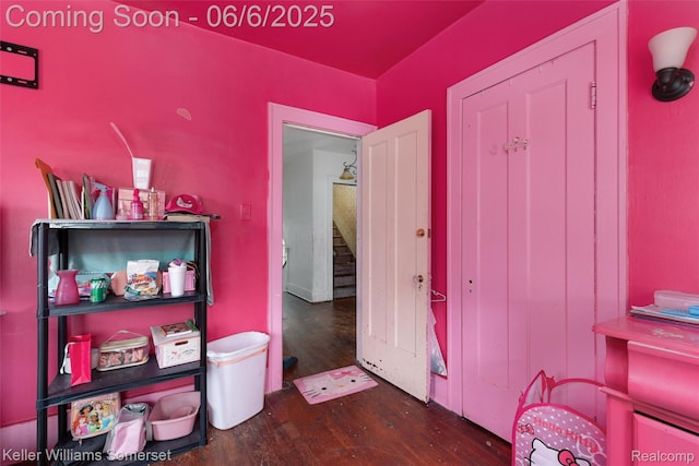 1475 Atkinson St, Detroit, MI 48206 - entryway with dark wood-style flooring