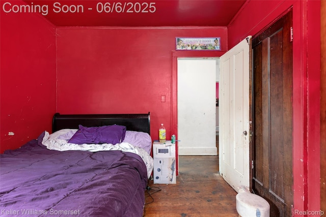 1475 Atkinson St, Detroit, MI 48206 - bedroom featuring wood finished floors and ornamental molding
