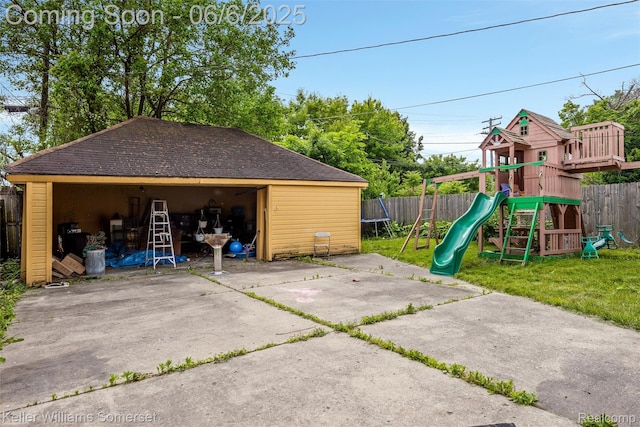 1475 Atkinson St, Detroit, MI 48206 - view of detached garage