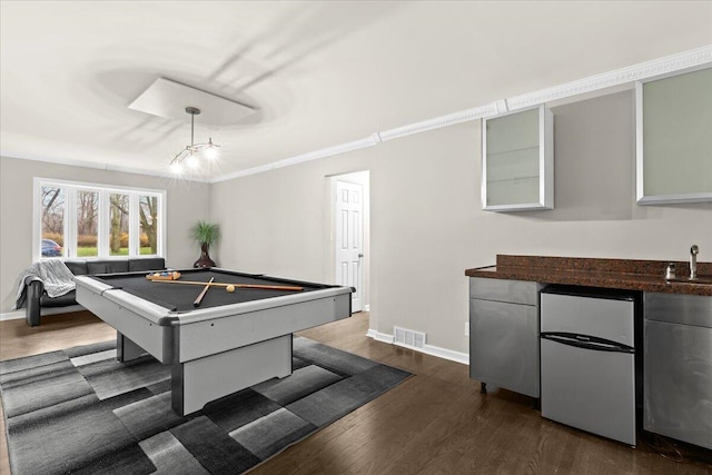 2128 Somerset Rd, Bloomfield Hills, MI 48302 - recreation room with dark wood-type flooring, baseboards, billiards, a sink, and crown molding