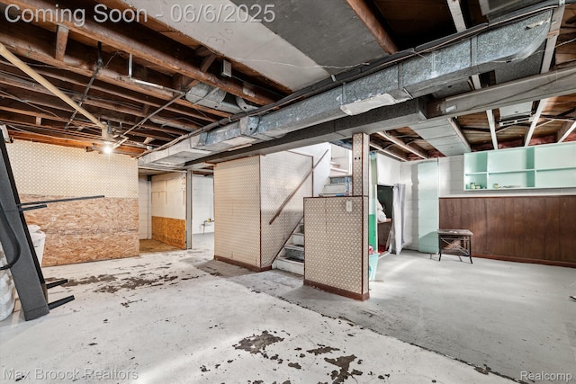 21426 Syracuse Ave, Warren, MI 48091 - unfinished basement with stairs