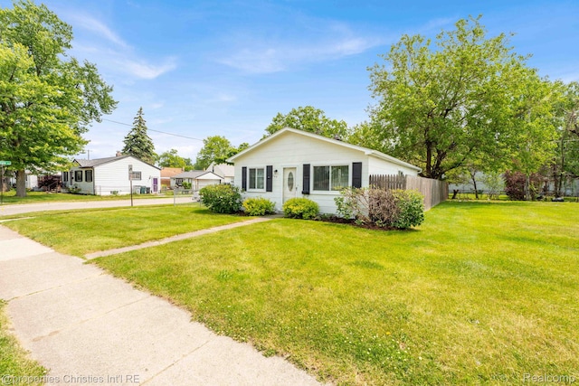 244 E Woodward Heights Blvd, Hazel Park, MI 48030 - view of front facade with driveway