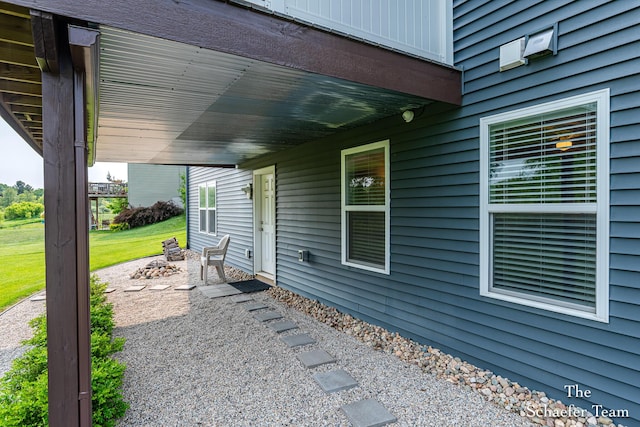 12150 Apple Cart Ln, Lowell, MI 49331 - view of patio / terrace